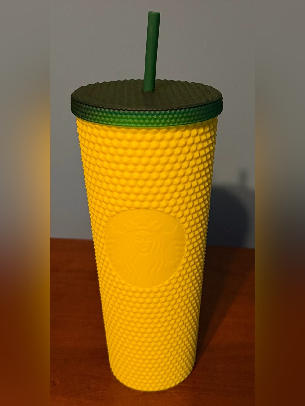 Starbucks Hawaii pineapple tumbler